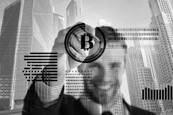 Bitcoin to Continue to One Up Gold, Analyst Says