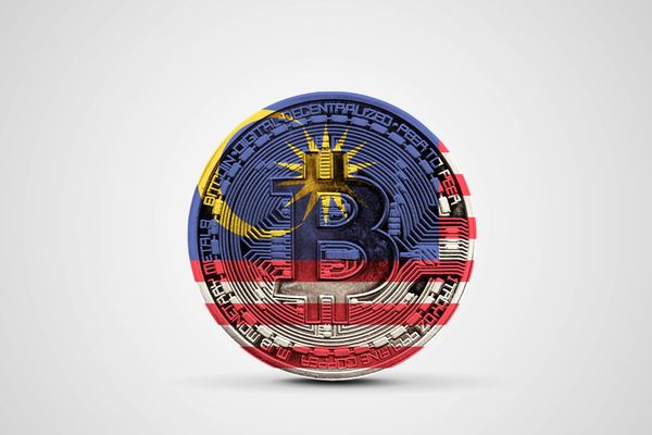 Malaysian Deputy Minister Calls for Legalizing Bitcoin